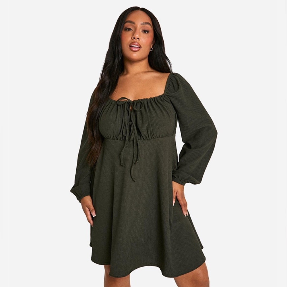 🌼Boohoo Dark Olive Long Sleeve Dress